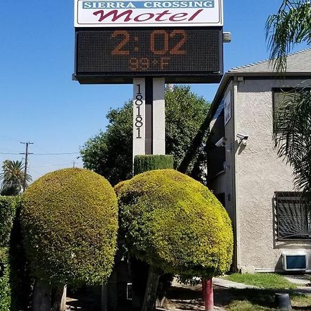 Sierra Crossing Motel Bloomington Exterior photo